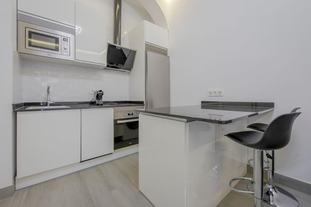 Suara Apartamentos 2 马德里 外观 照片